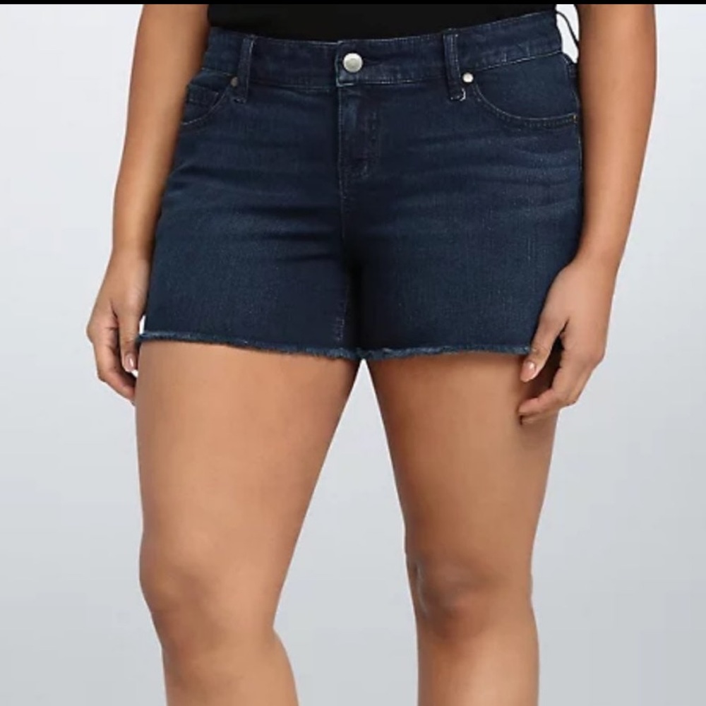 Torrid Skinny Dark Wash Short Shorts
